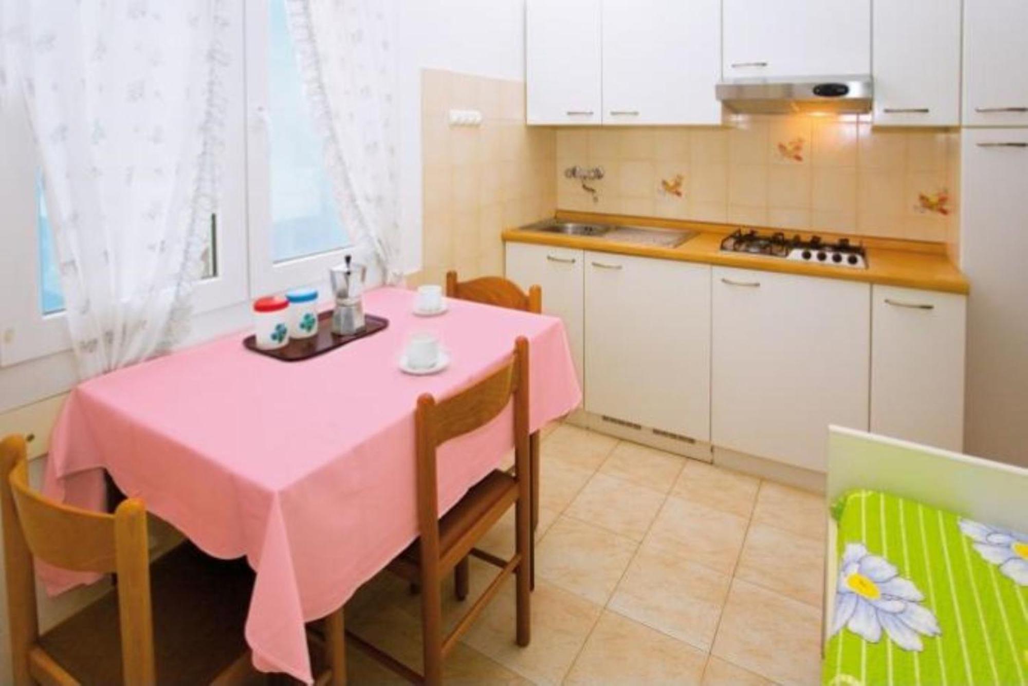 Nice Apartment A Few Steps From The Beach Bibione Exterior photo